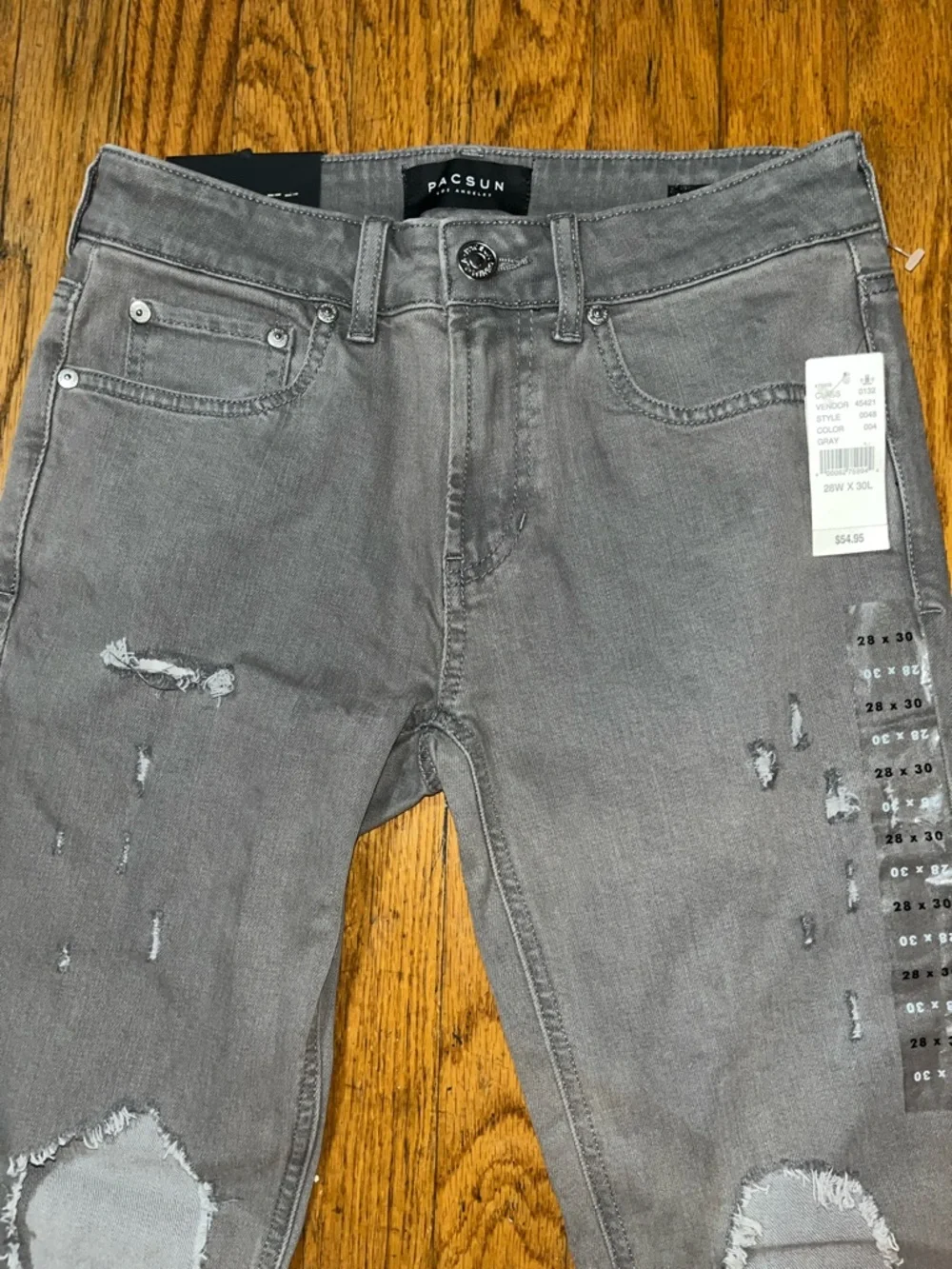NWT PACSUN Skinniest Distressed Gray Jeans with Knee Rips Size 28